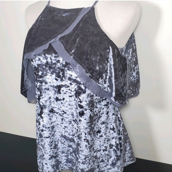 White House Black Market Crushed Velvet Top - Picture 9 of 9